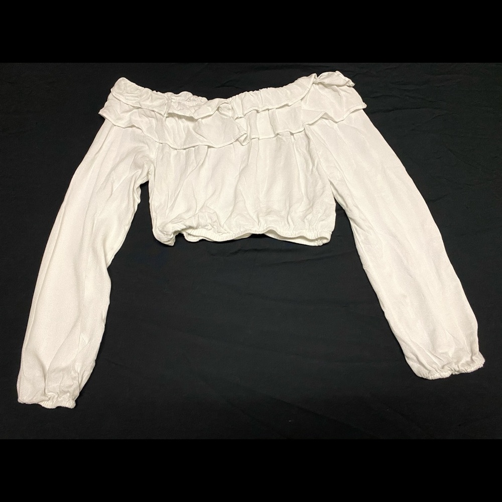 White flowy long sleeve crop